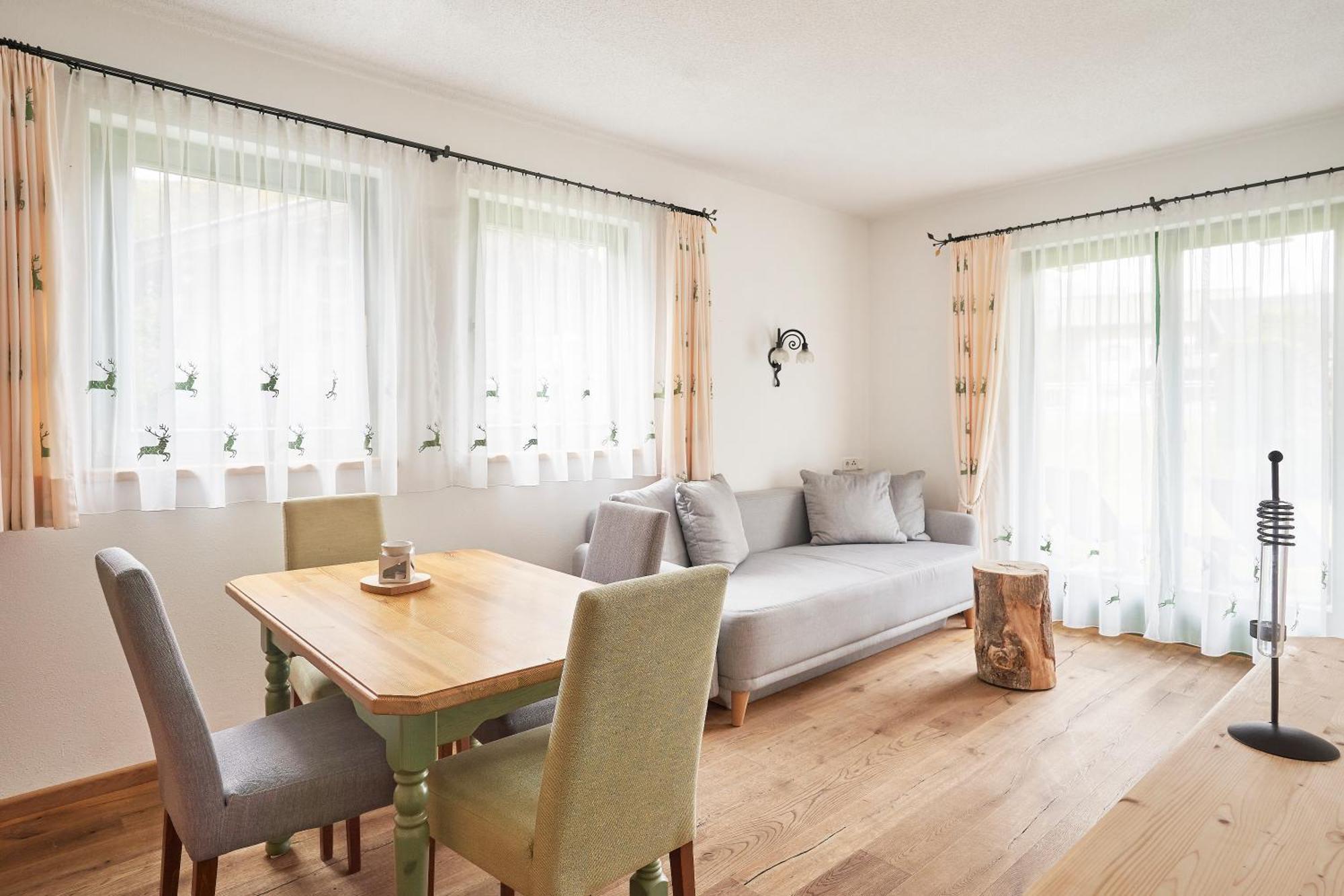 Rosamunde Apartments Leutasch Room photo